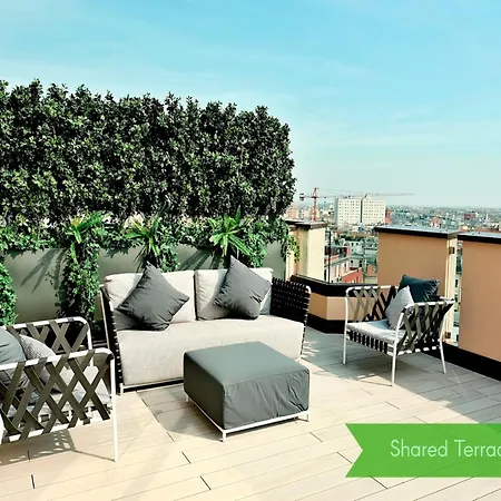 アパート Centro San Babila - Central Tower Apartment W Ter ミラノ
