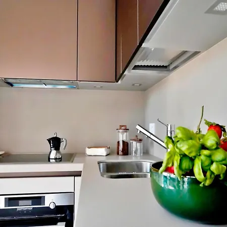 Centro San Babila - Central Tower Apartment W Ter アパート *