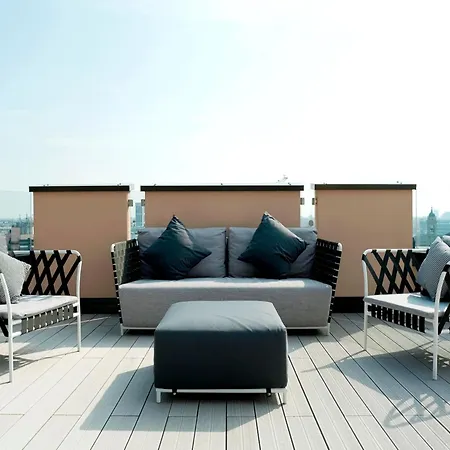 Centro San Babila - Central Tower Apartment W Ter アパート *