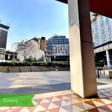Centro San Babila - Central Tower Apartment W Ter ミラノ